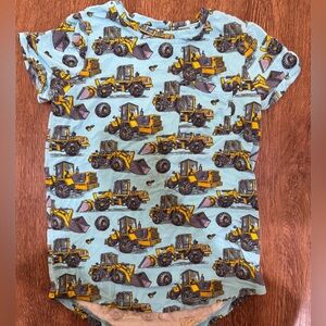 Bums and Roses bamboo shirt 4t